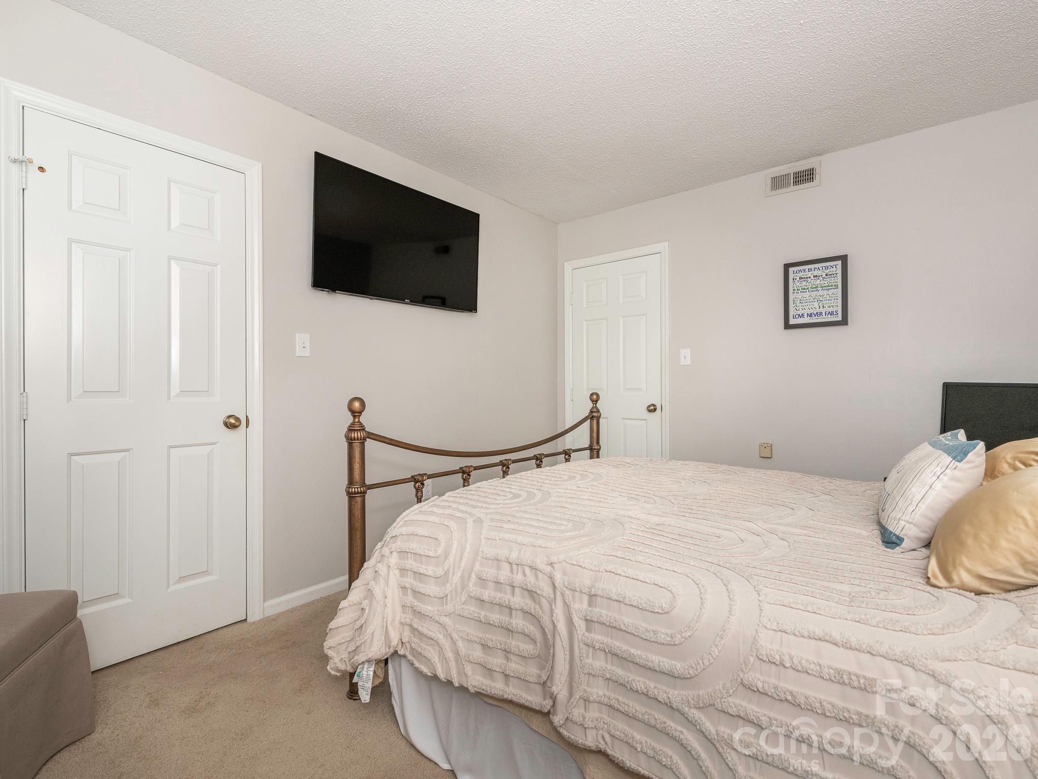 7200 Winery Lane Property Photo 14