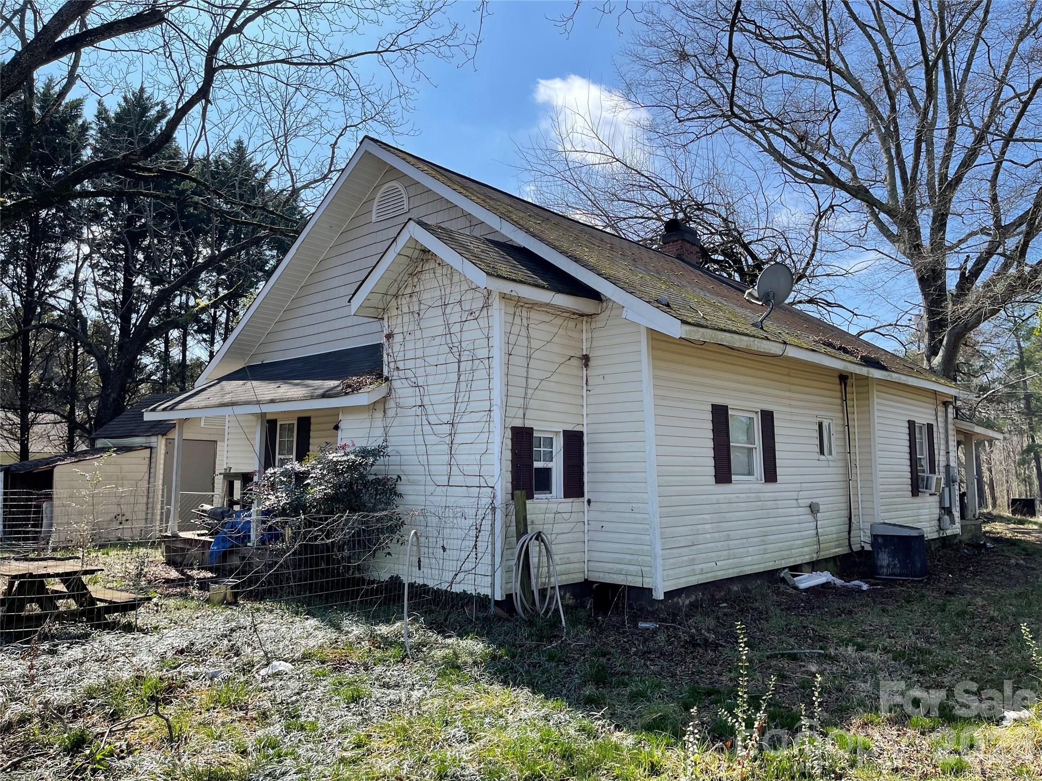 2831 Bettis Road Property Photo 32