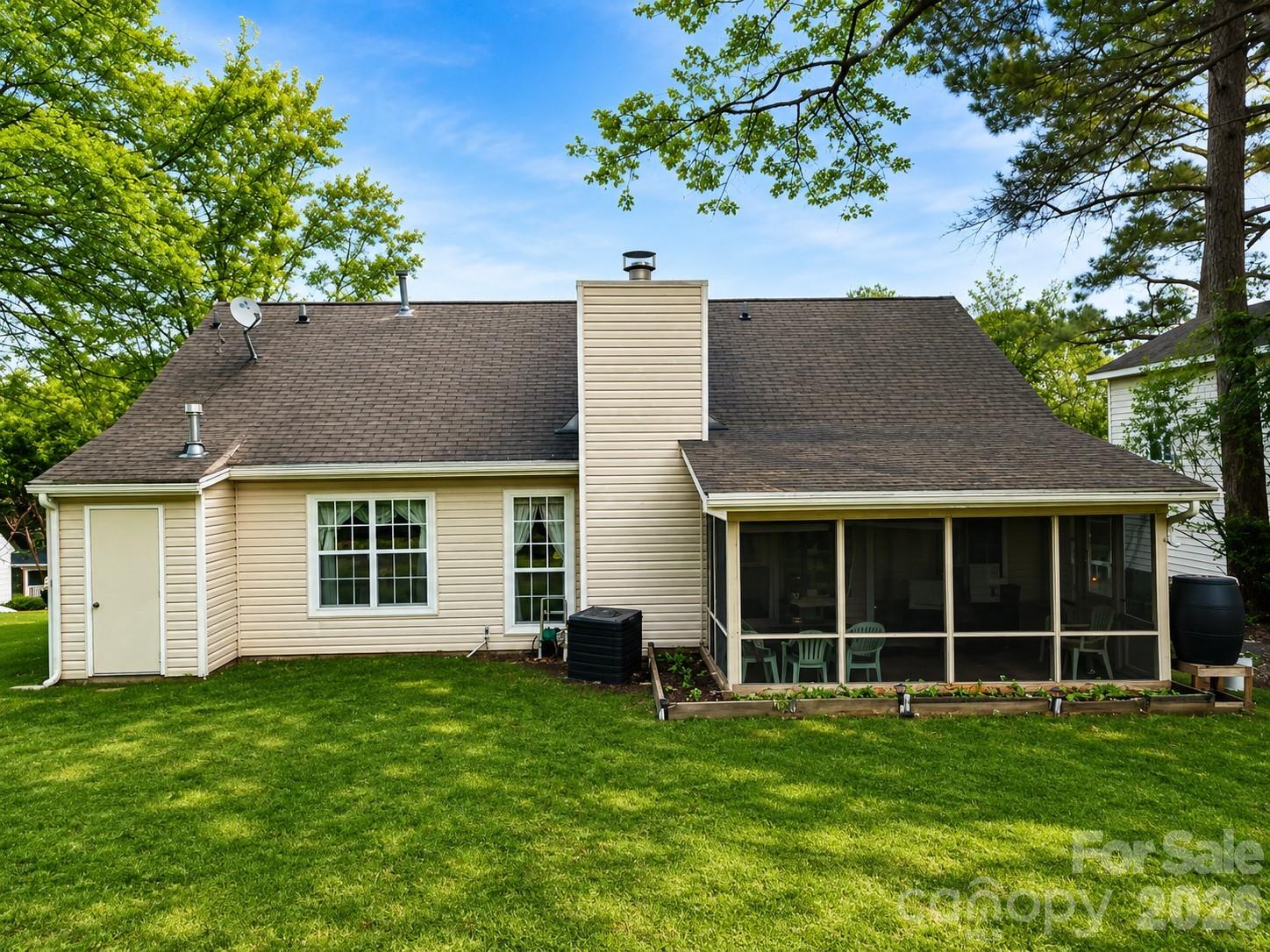 10120 Rockwood Road Property Photo 3