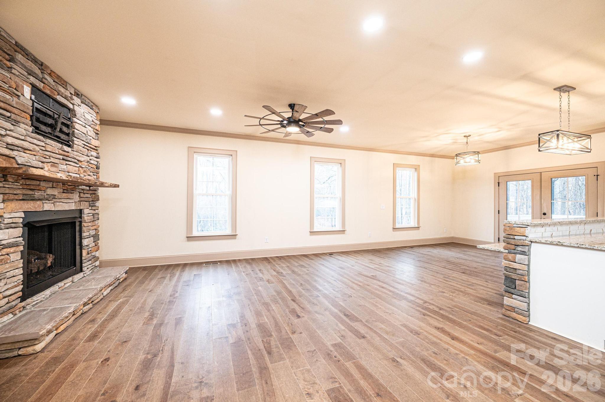 1610 Summerlin Place Property Photo 2