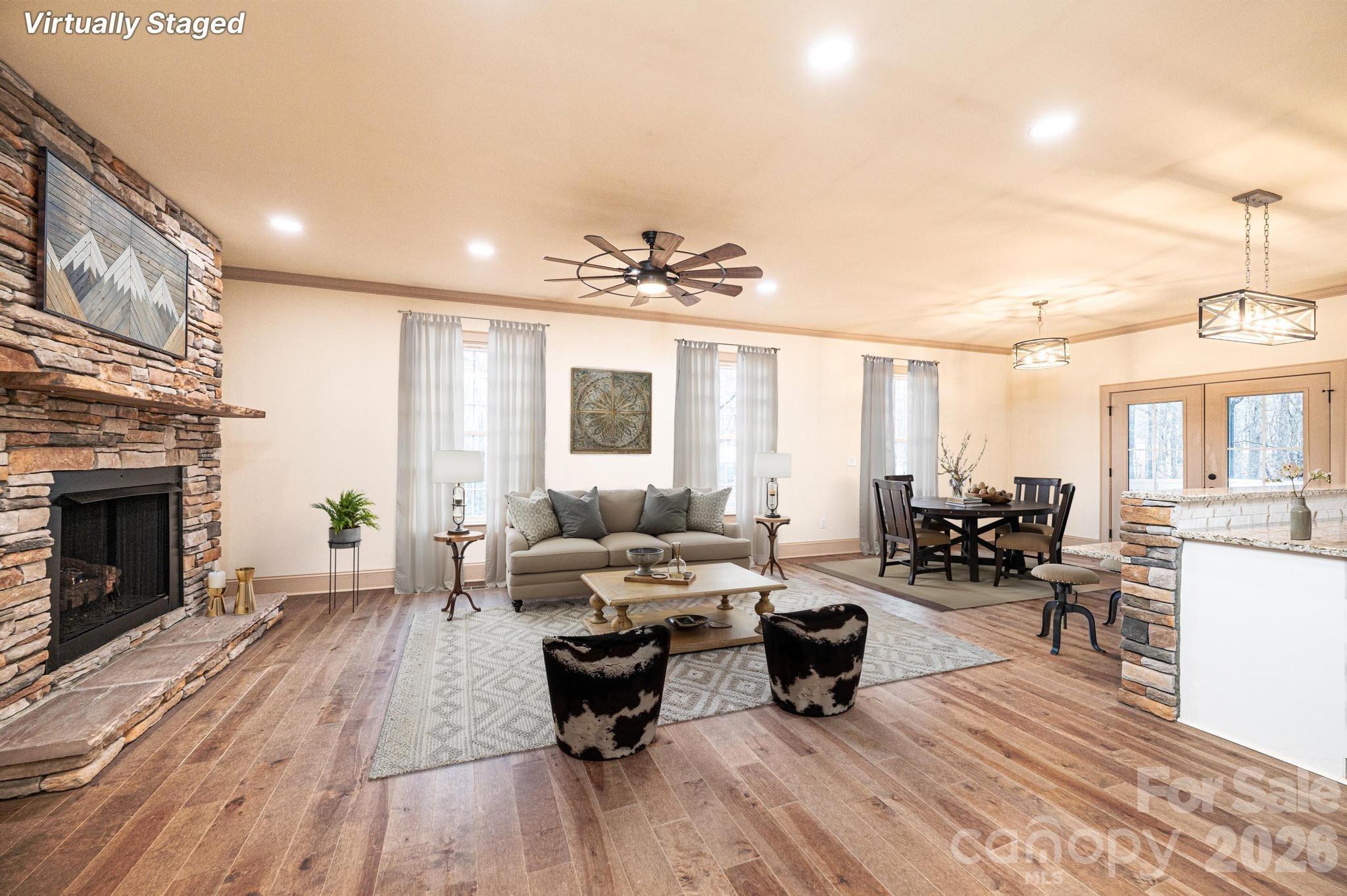 1610 Summerlin Place Property Photo 3