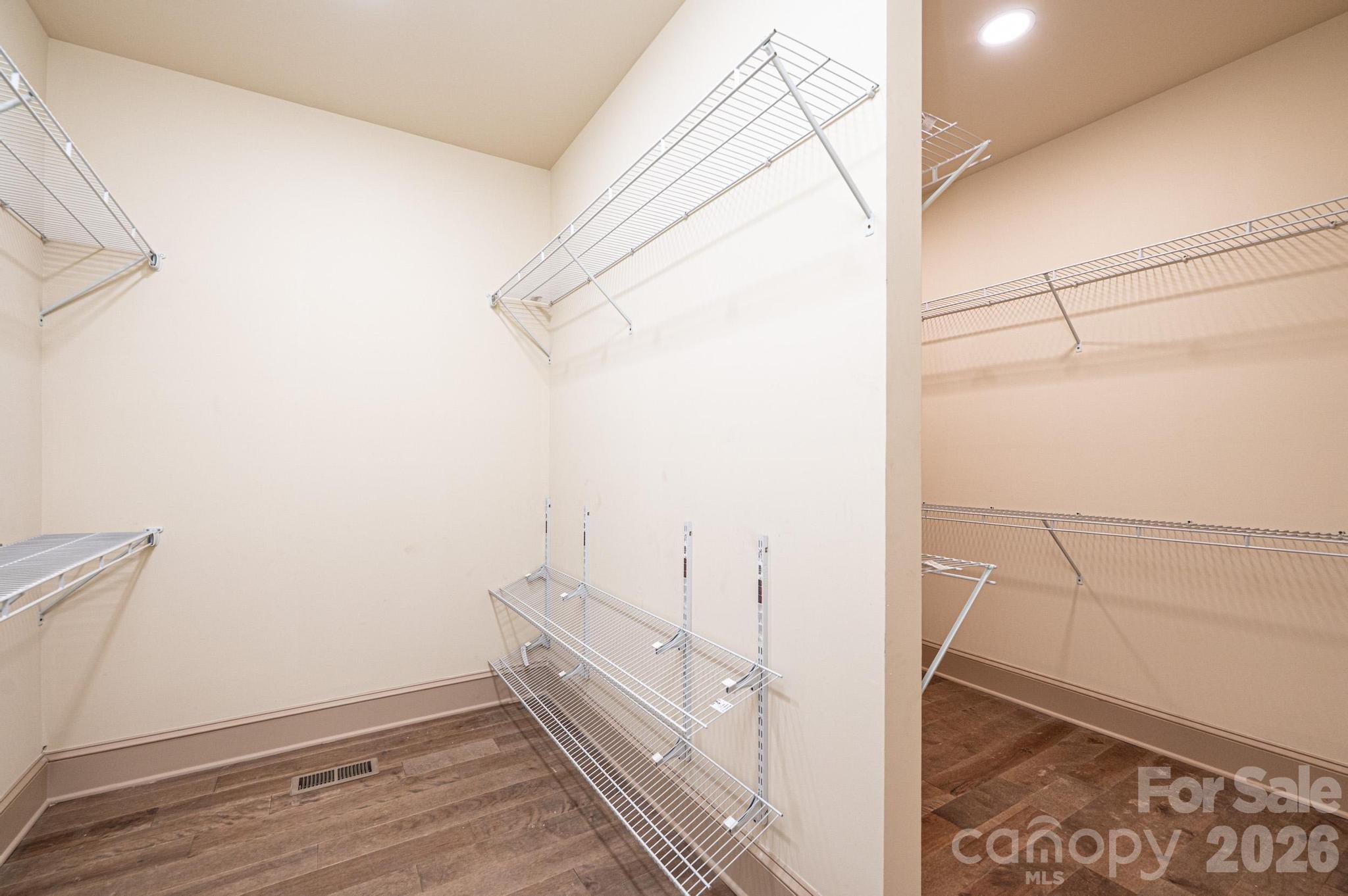 1610 Summerlin Place Property Photo 13