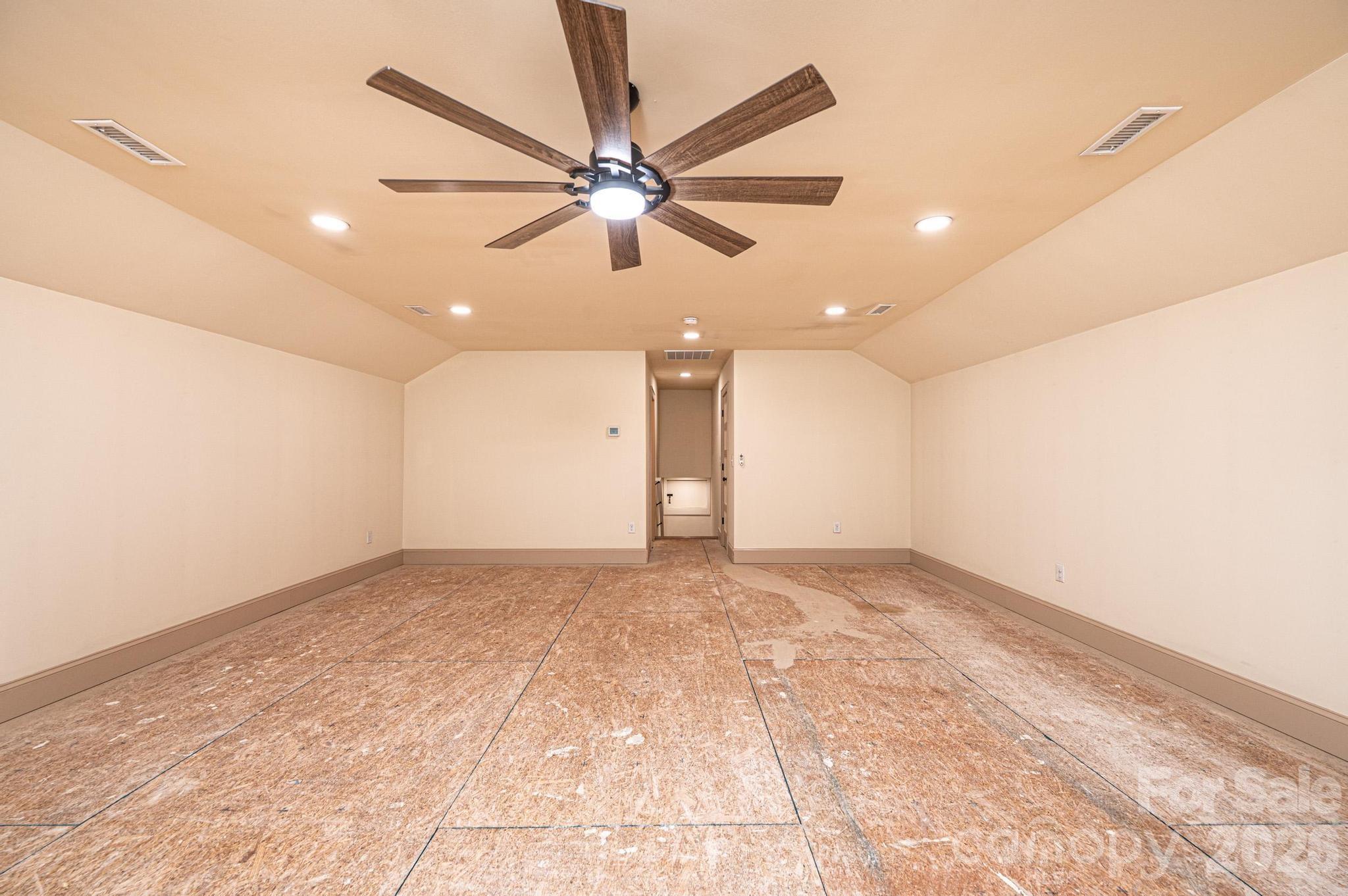 1610 Summerlin Place Property Photo 18
