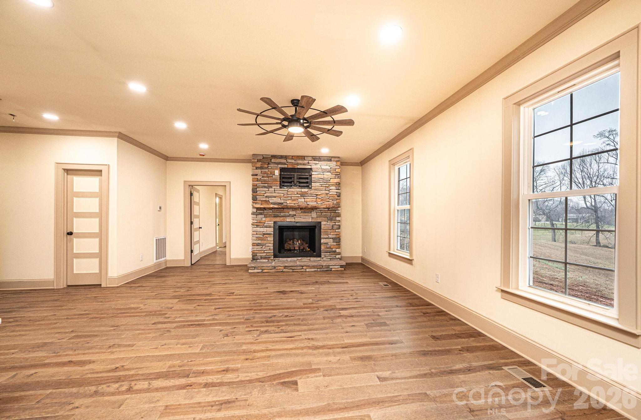 1610 Summerlin Place Property Photo 22