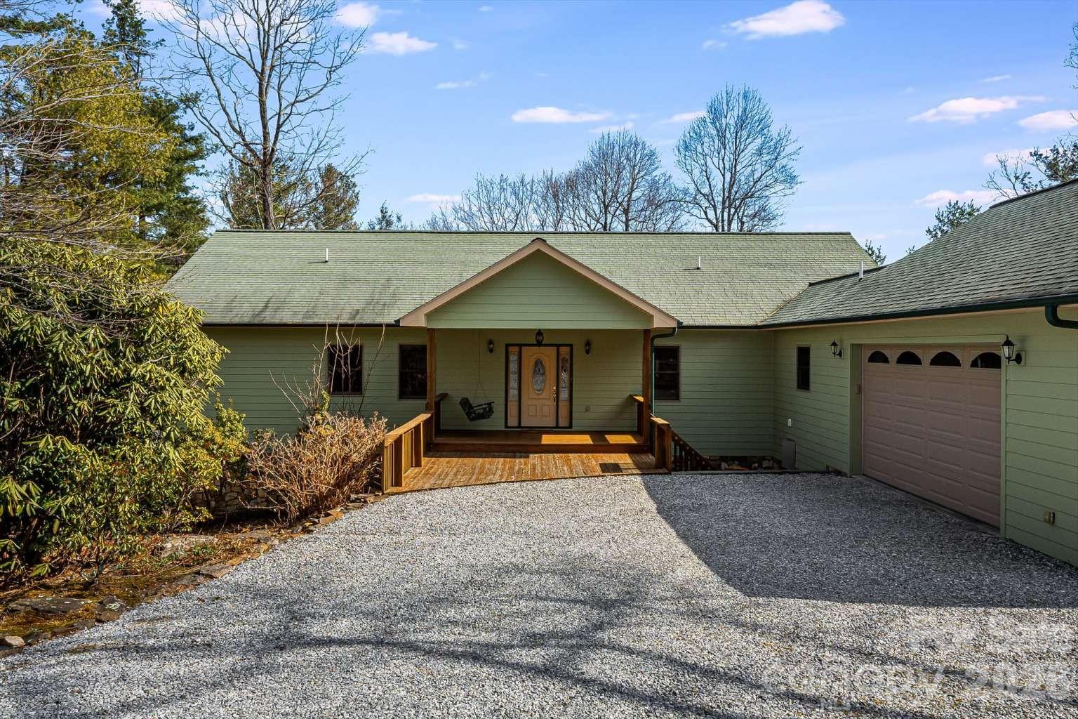 20 Stony Crest Drive Property Photo 1