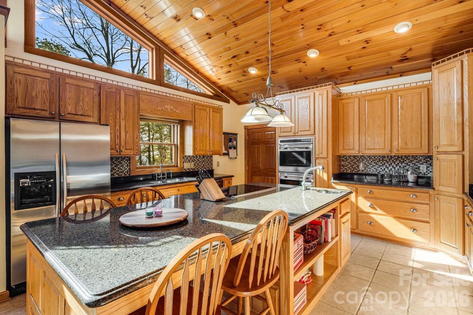 20 Stony Crest Drive Property Photo 6