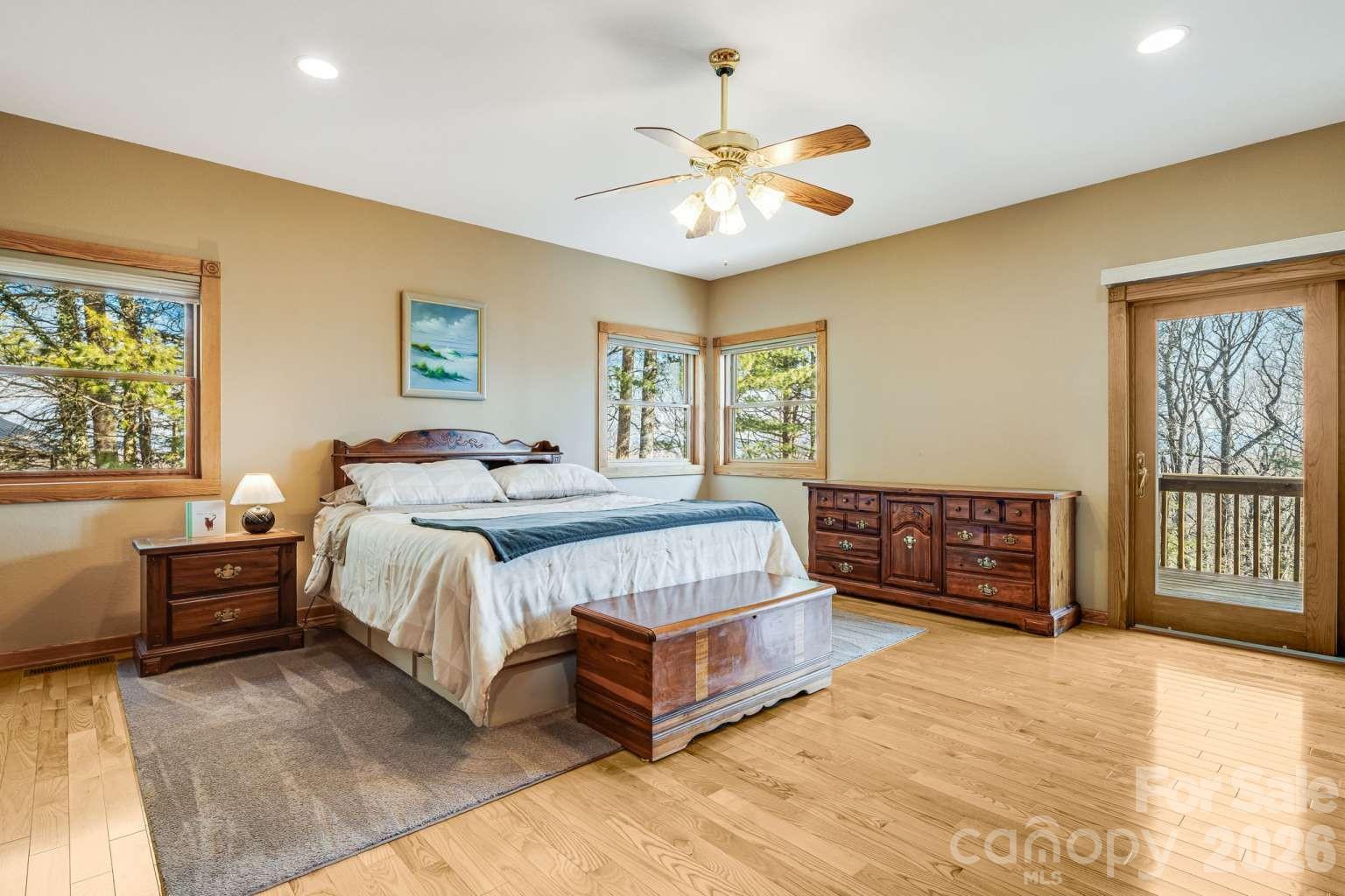 20 Stony Crest Drive Property Photo 12