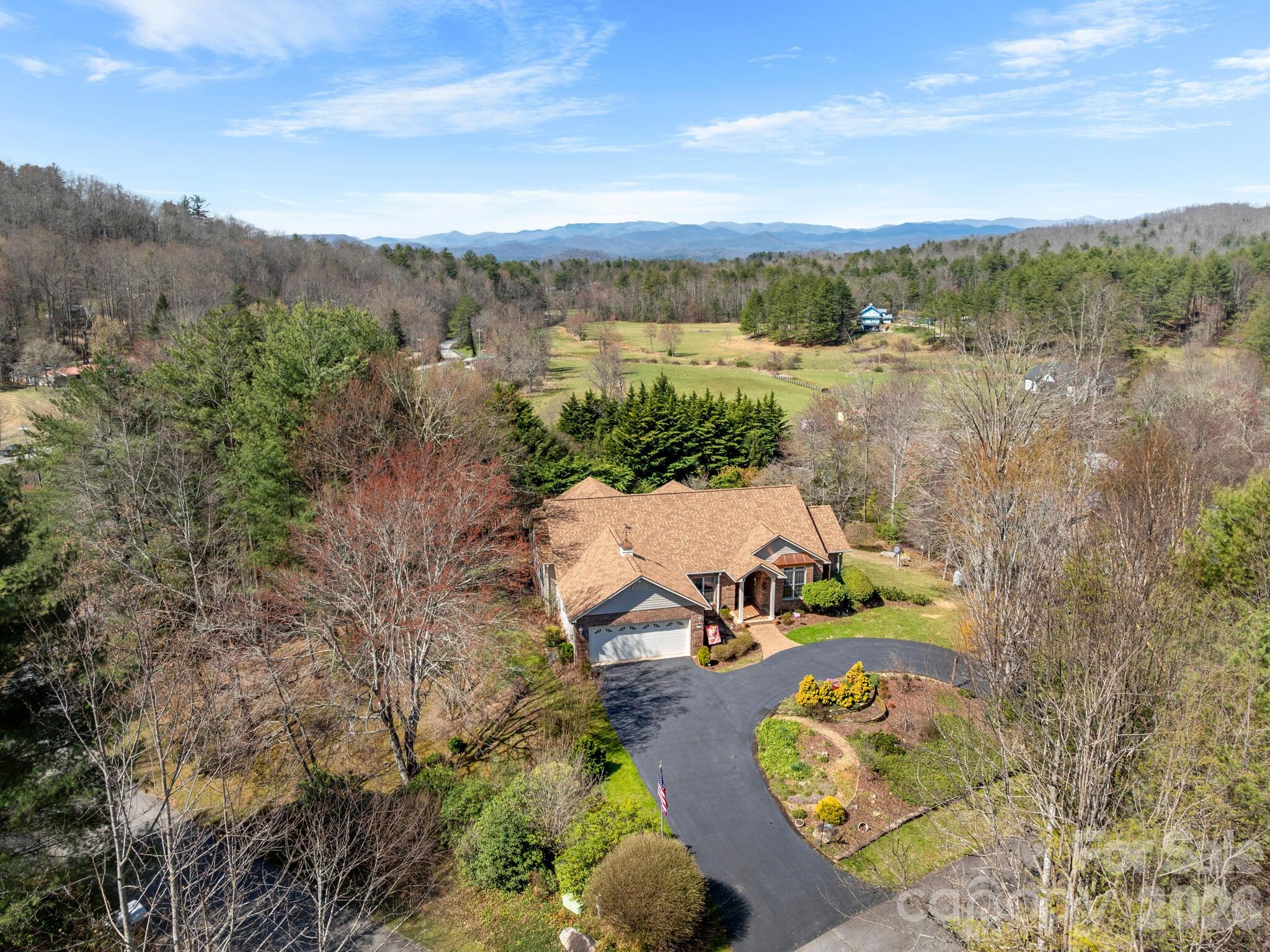 17 Ashton Forest Court Property Photo 2