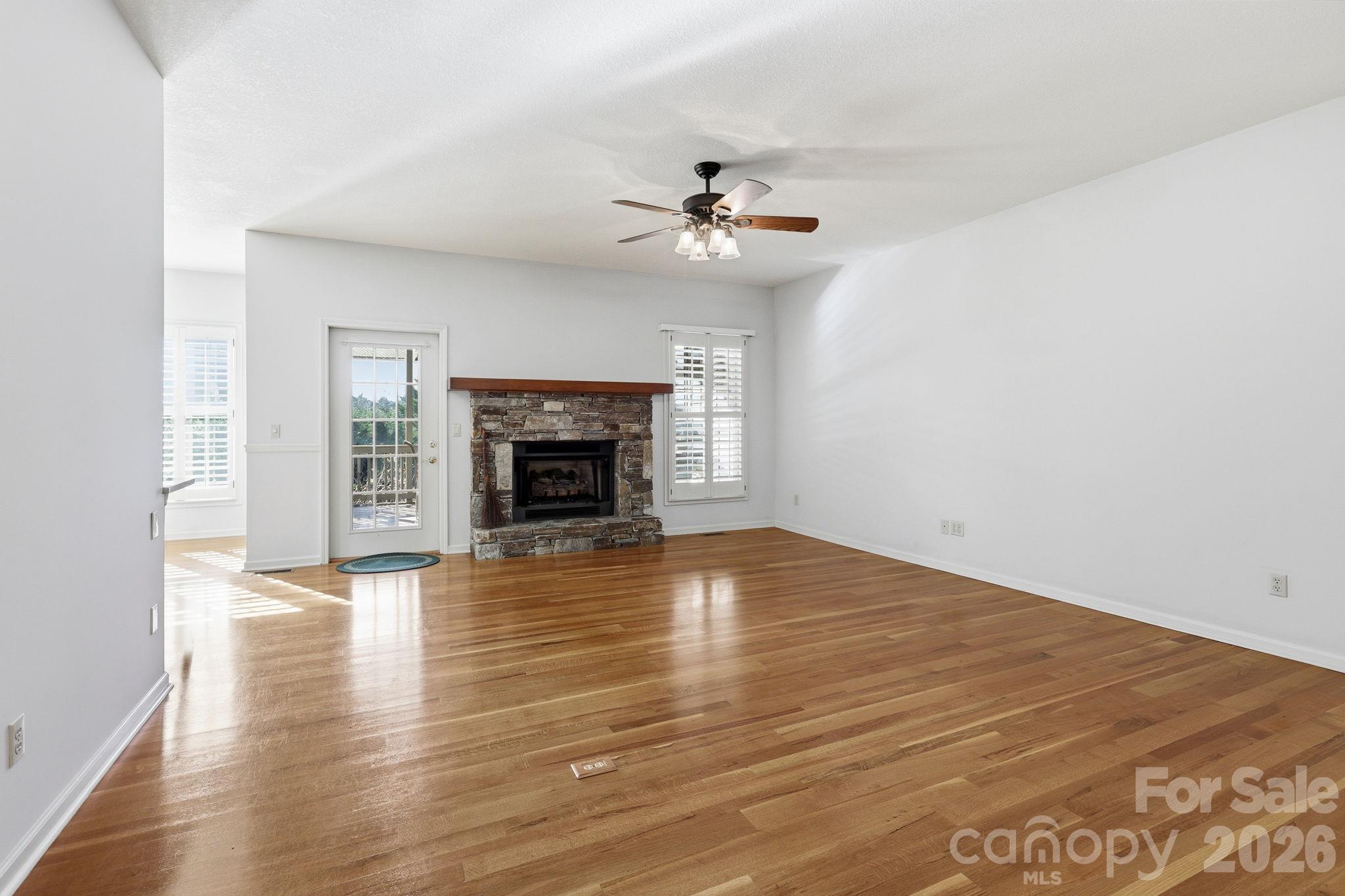 17 Ashton Forest Court Property Photo 15