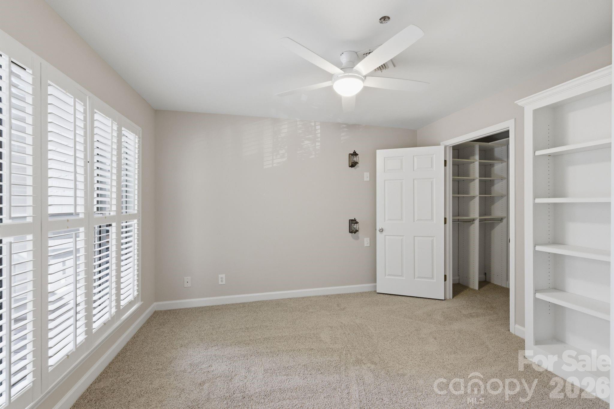 17925 Kings Point Drive B Property Photo 7