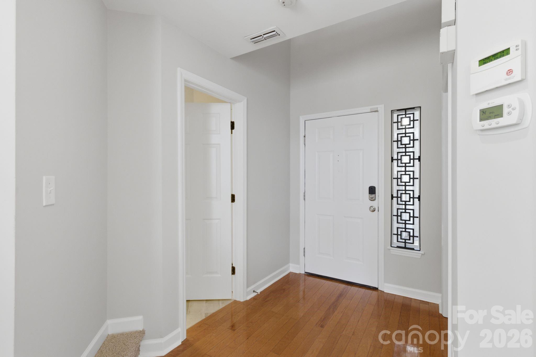 17925 Kings Point Drive B Property Photo 9