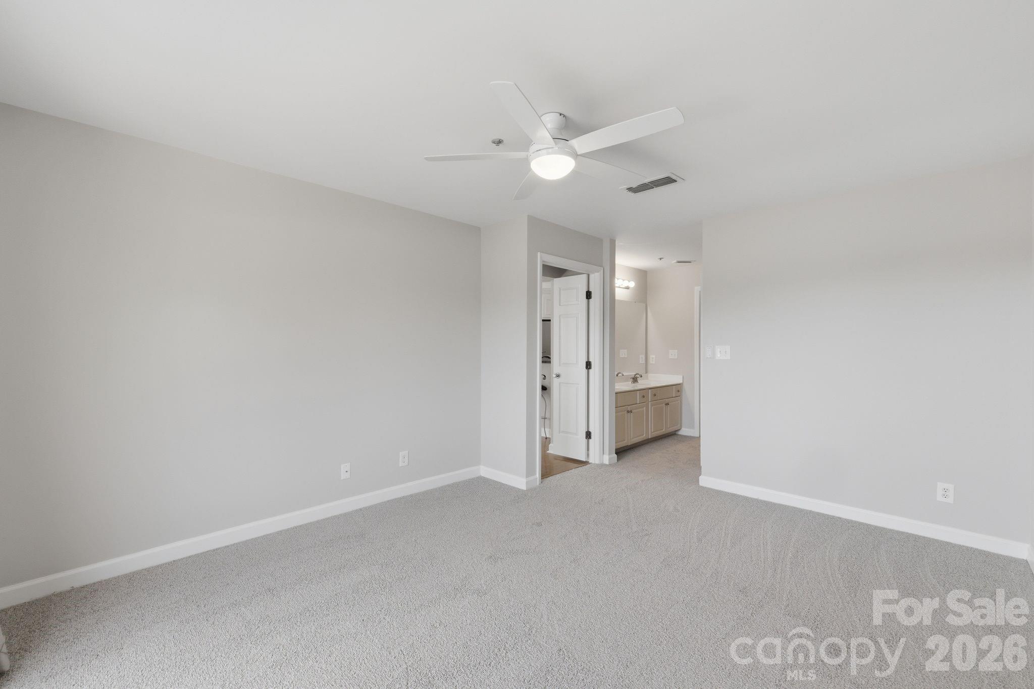 17925 Kings Point Drive B Property Photo 24