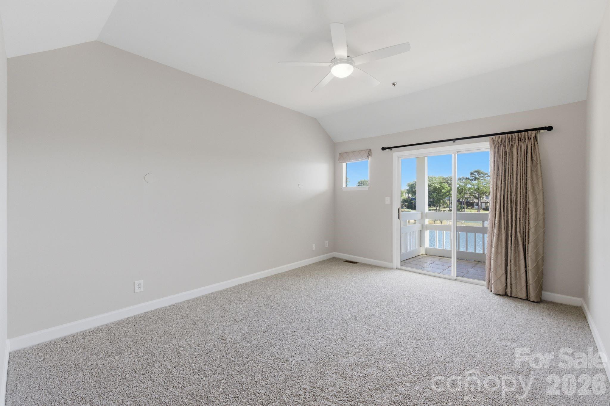 17925 Kings Point Drive B Property Photo 32
