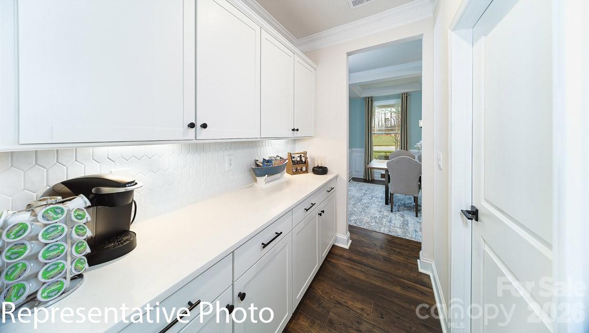 7802 Old Brook Road Property Photo 6
