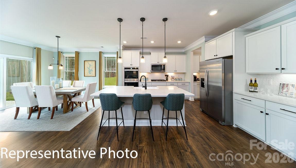 7802 Old Brook Road Property Photo 8