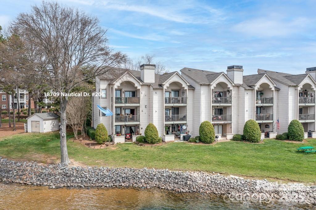18709 Nautical Drive 206 Property Photo 13