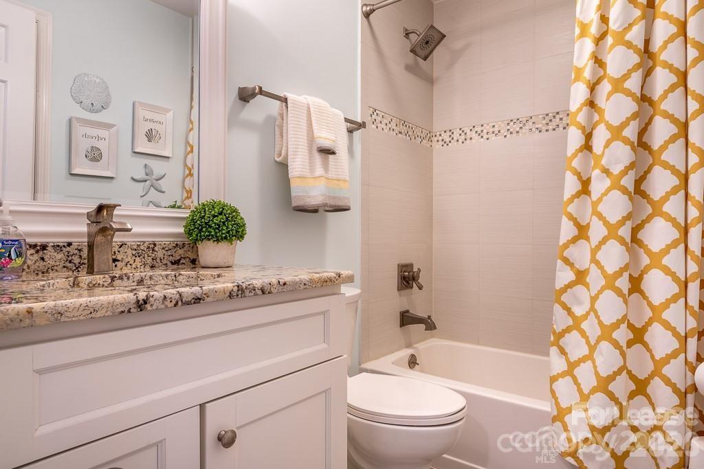 18709 Nautical Drive 206 Property Photo 20