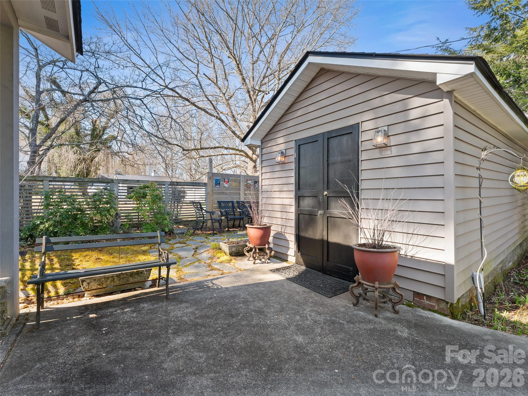 294 S Caldwell Street Property Photo 33