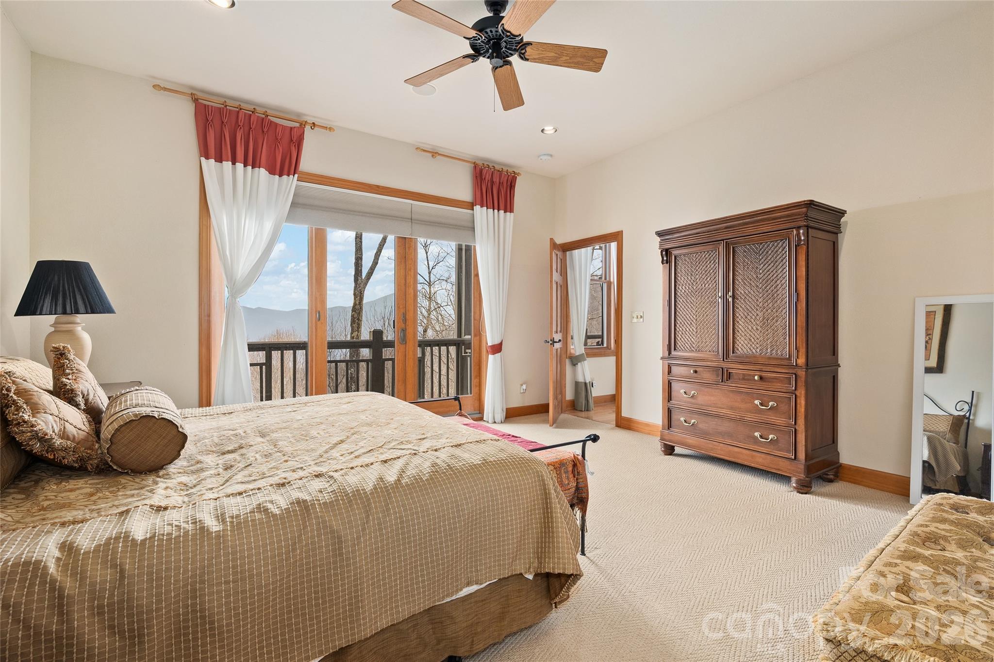 121 Stoney Falls Loop E4 Property Photo 20
