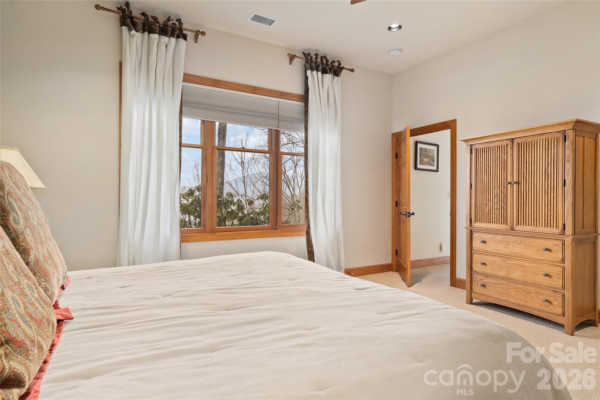 121 Stoney Falls Loop E4 Property Photo 28