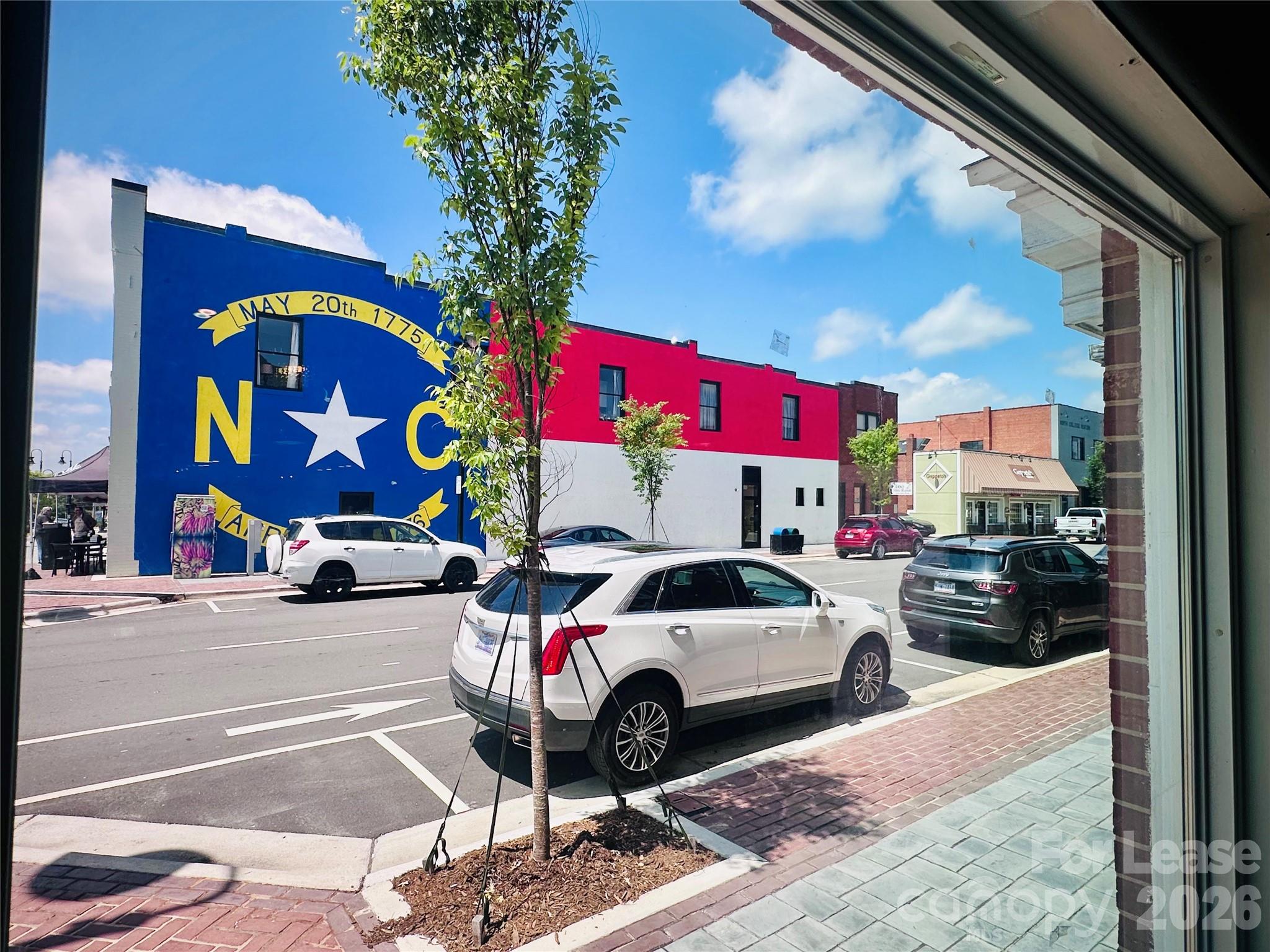 103 N College Avenue Property Photo 18