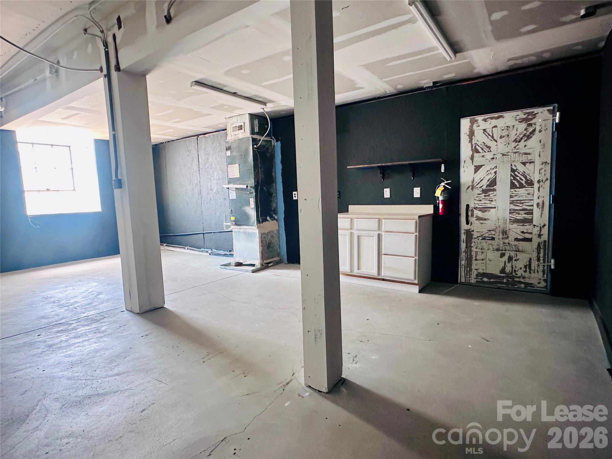103 N College Avenue Property Photo 31
