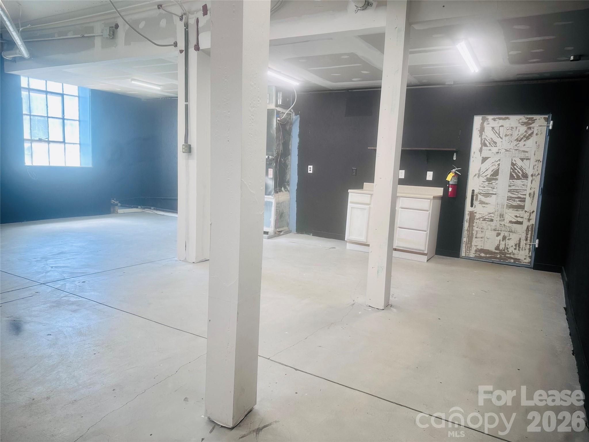 103 N College Avenue Property Photo 35