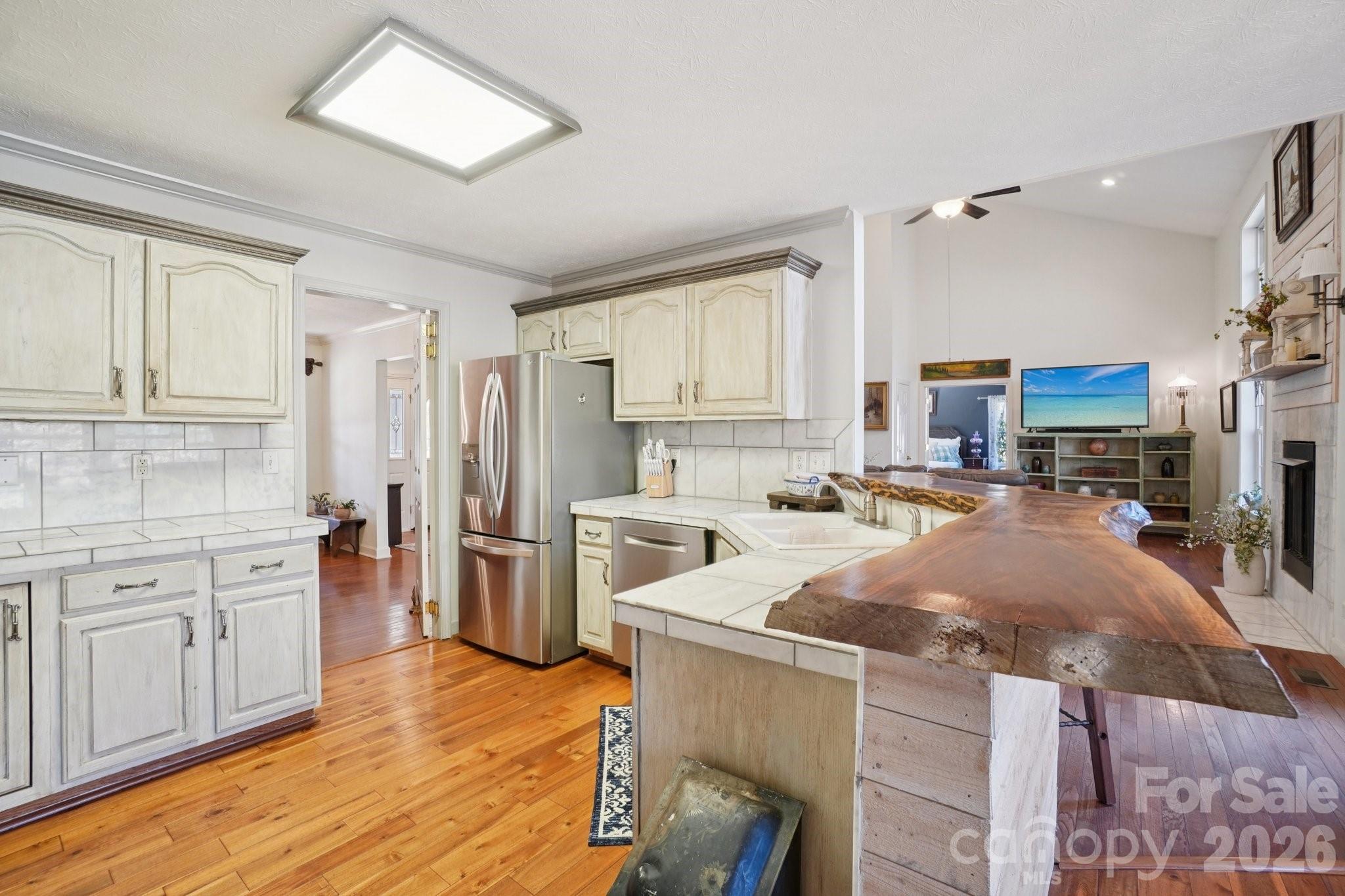 4005 Little River Road Property Photo 16