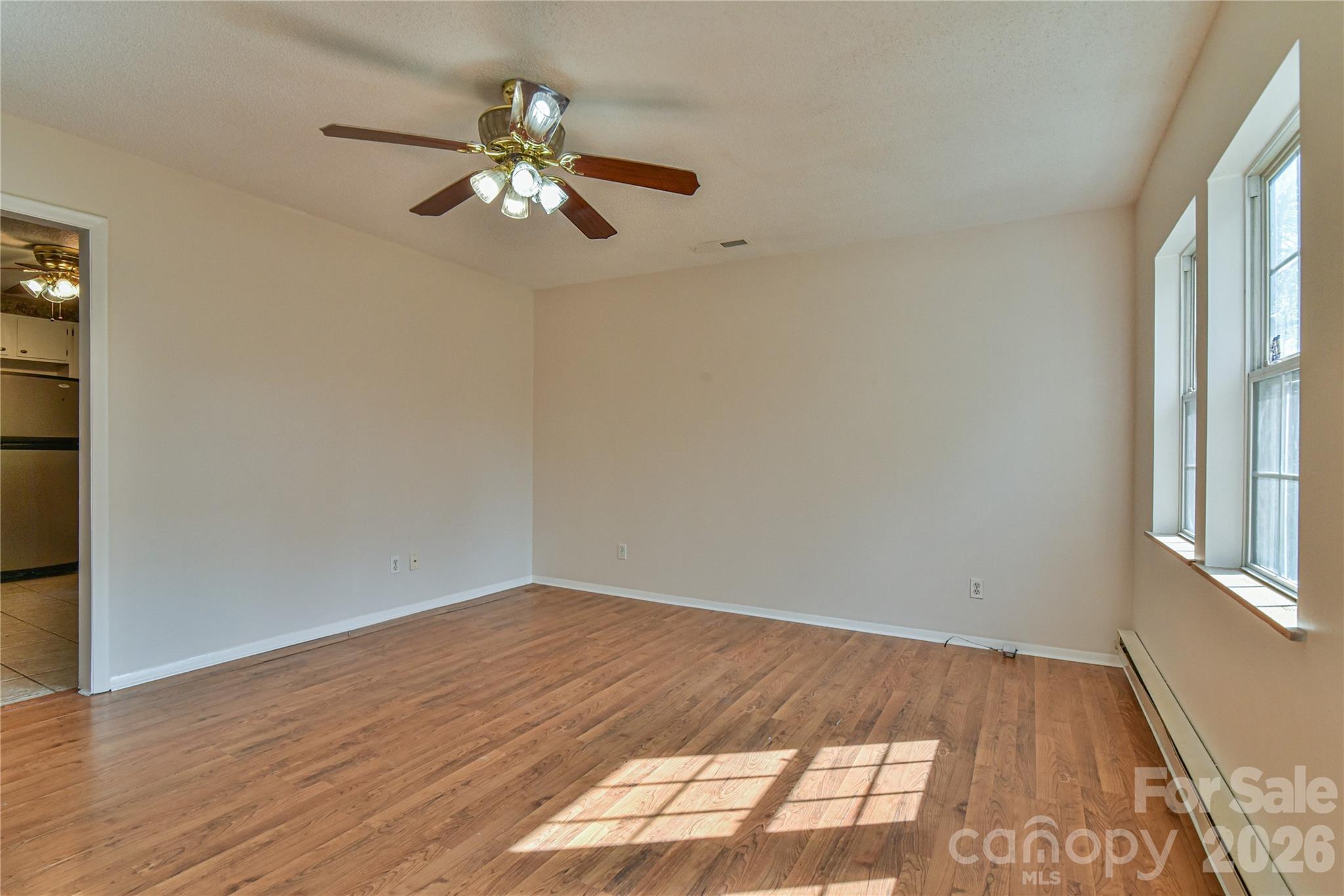 12 Moody Street Property Photo 9