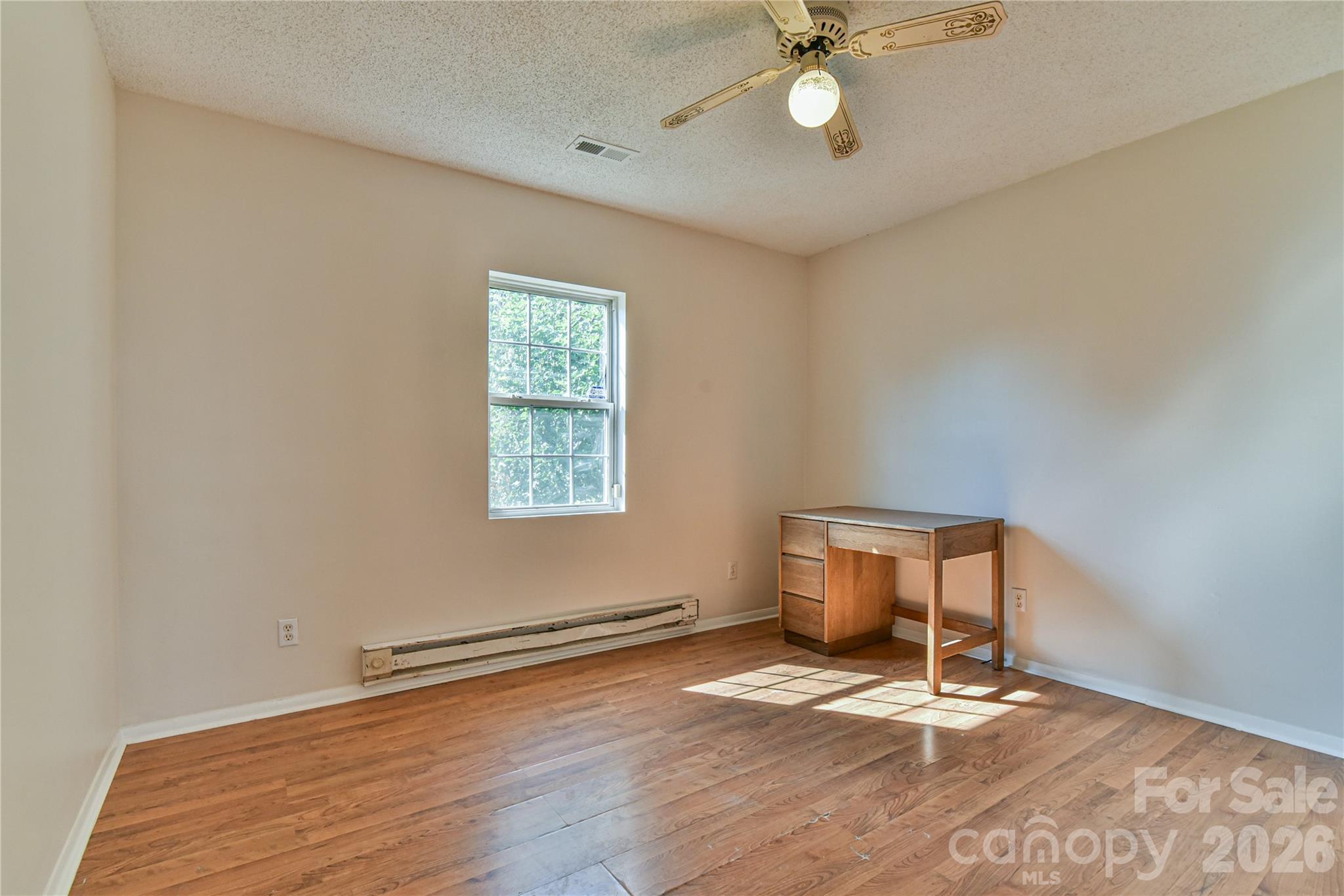 12 Moody Street Property Photo 13