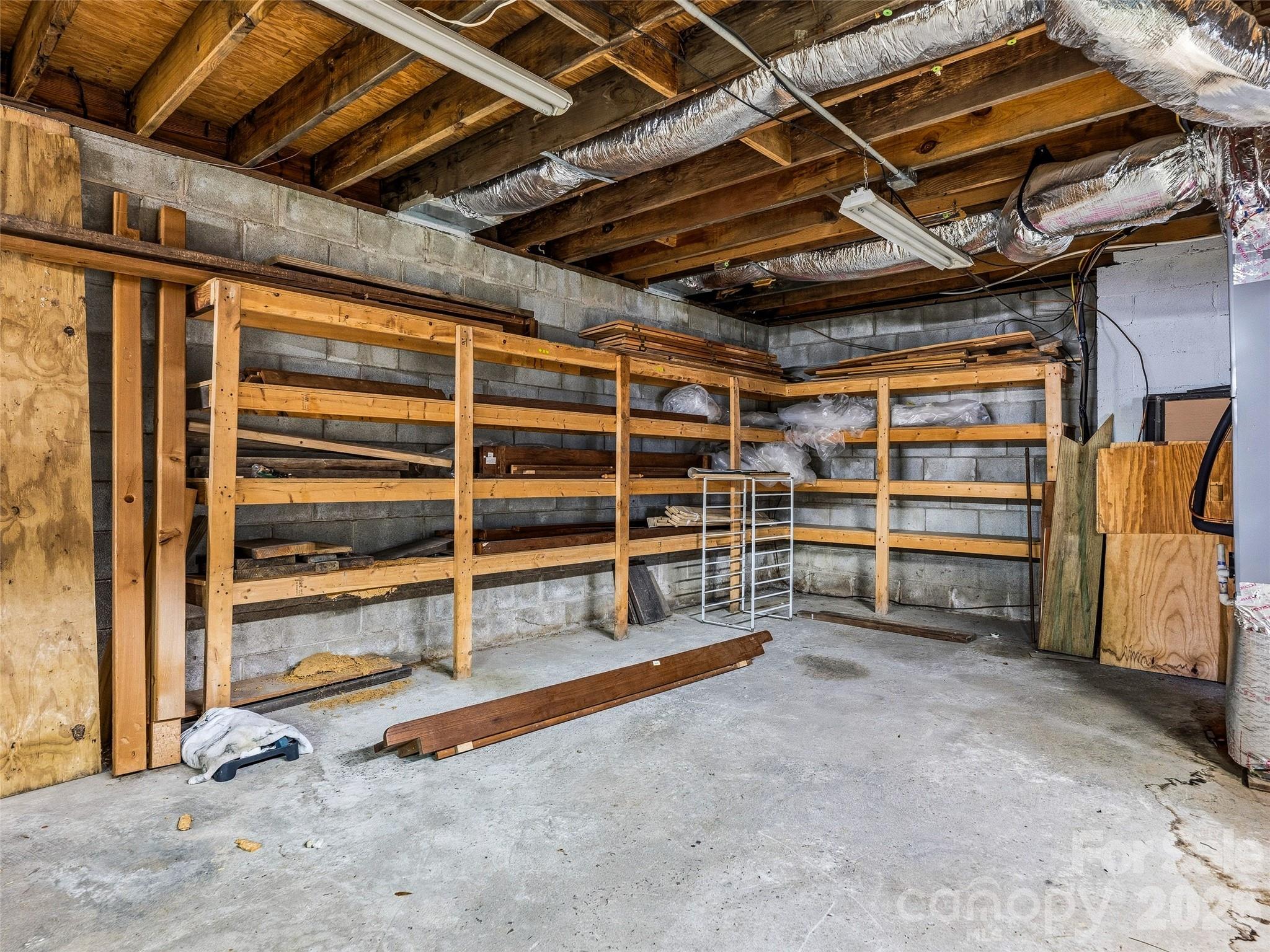 55 Valley Lane Property Photo 34