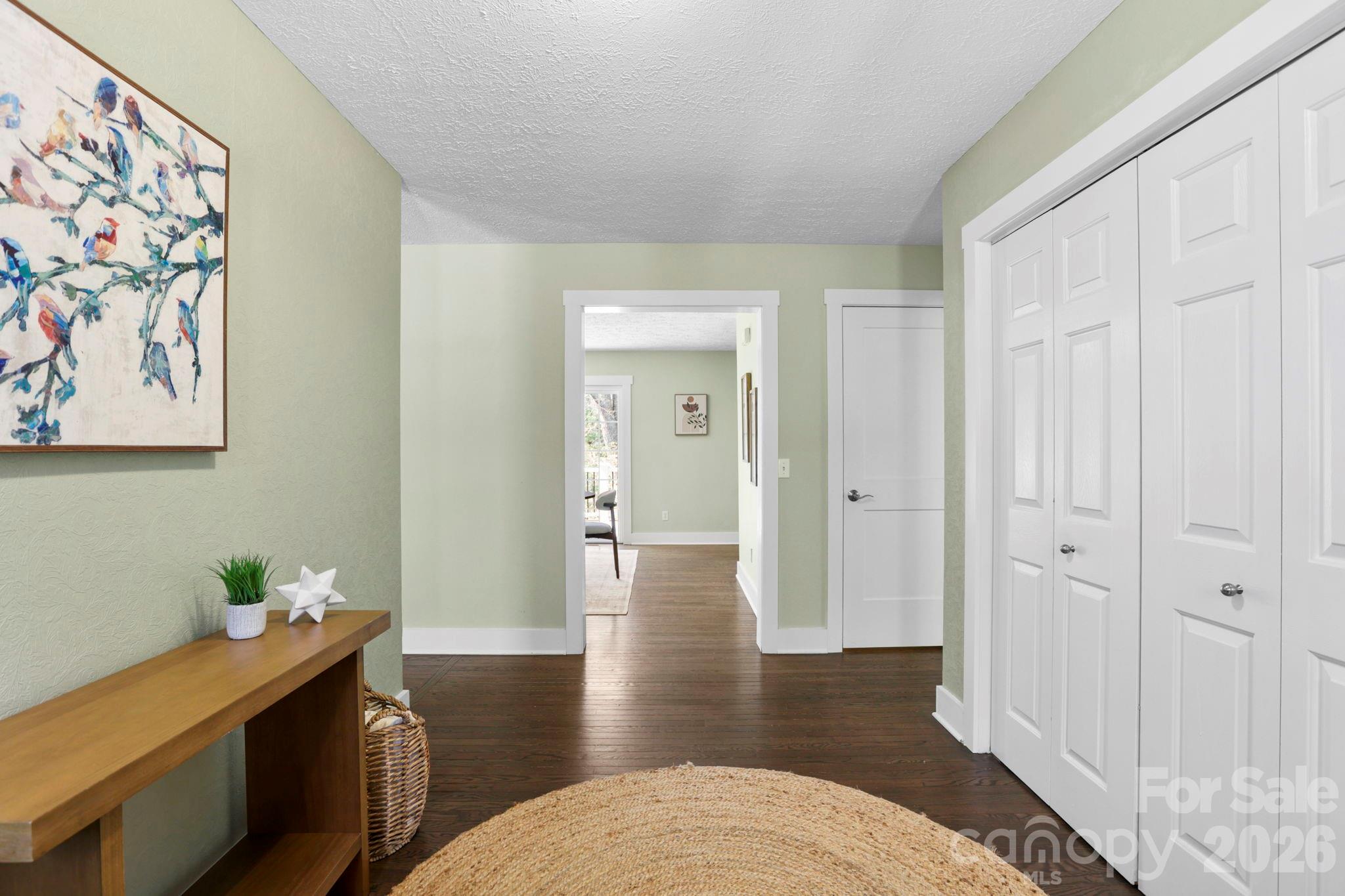 8 Fiver Lane Property Photo 6