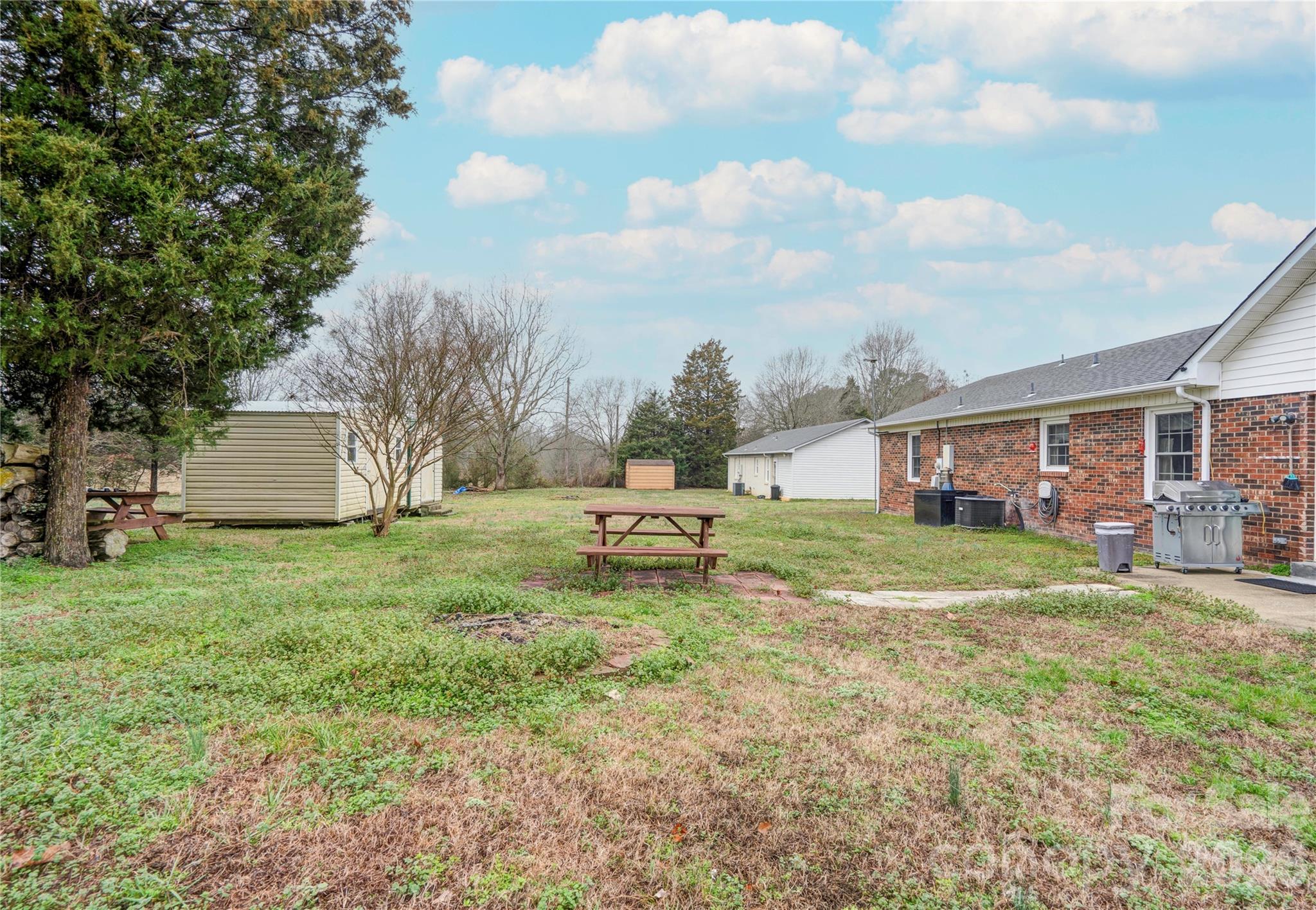111 Hicks Road Property Photo 34