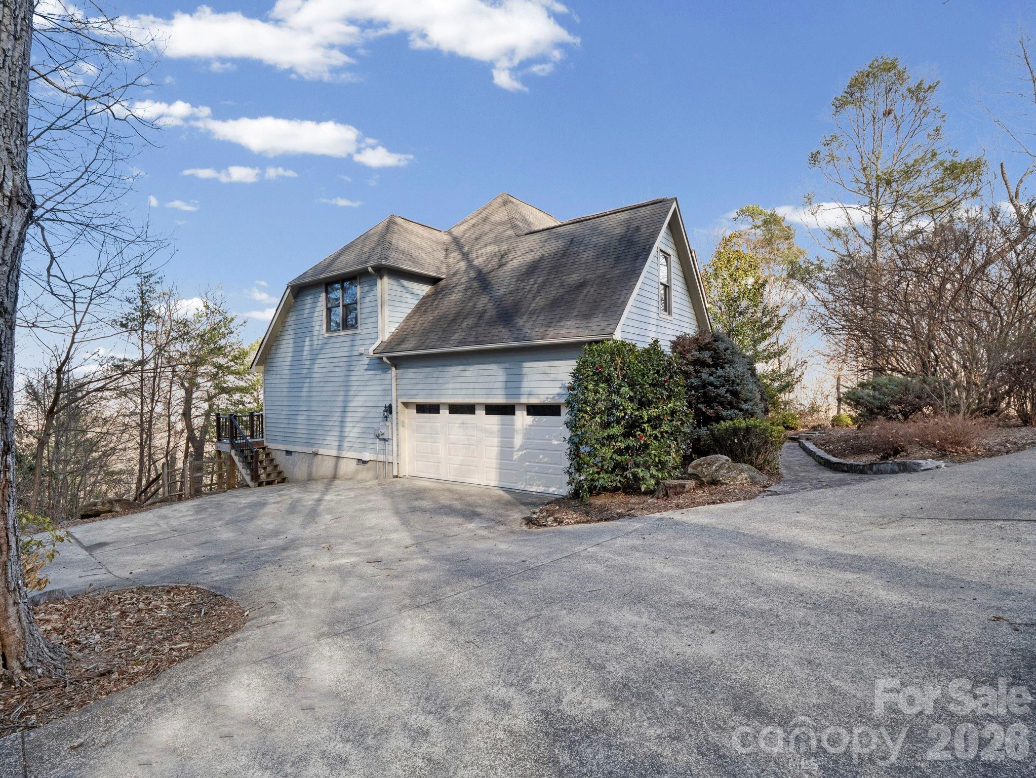 308 Bluebird Road Property Photo 3