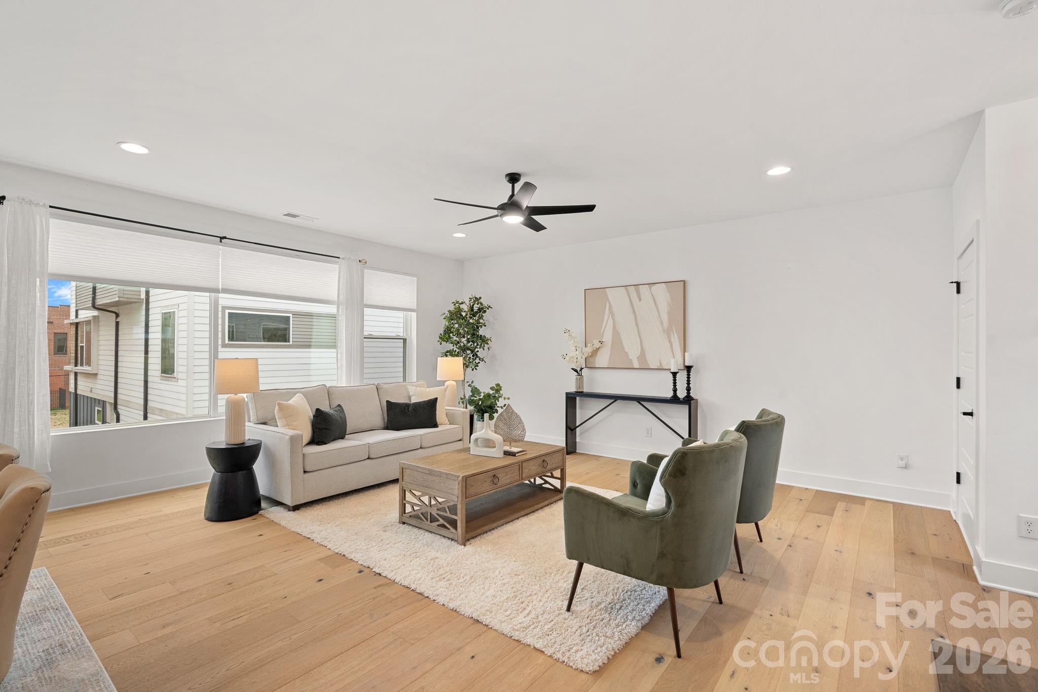 306 Wesley Heights Way Property Photo 8