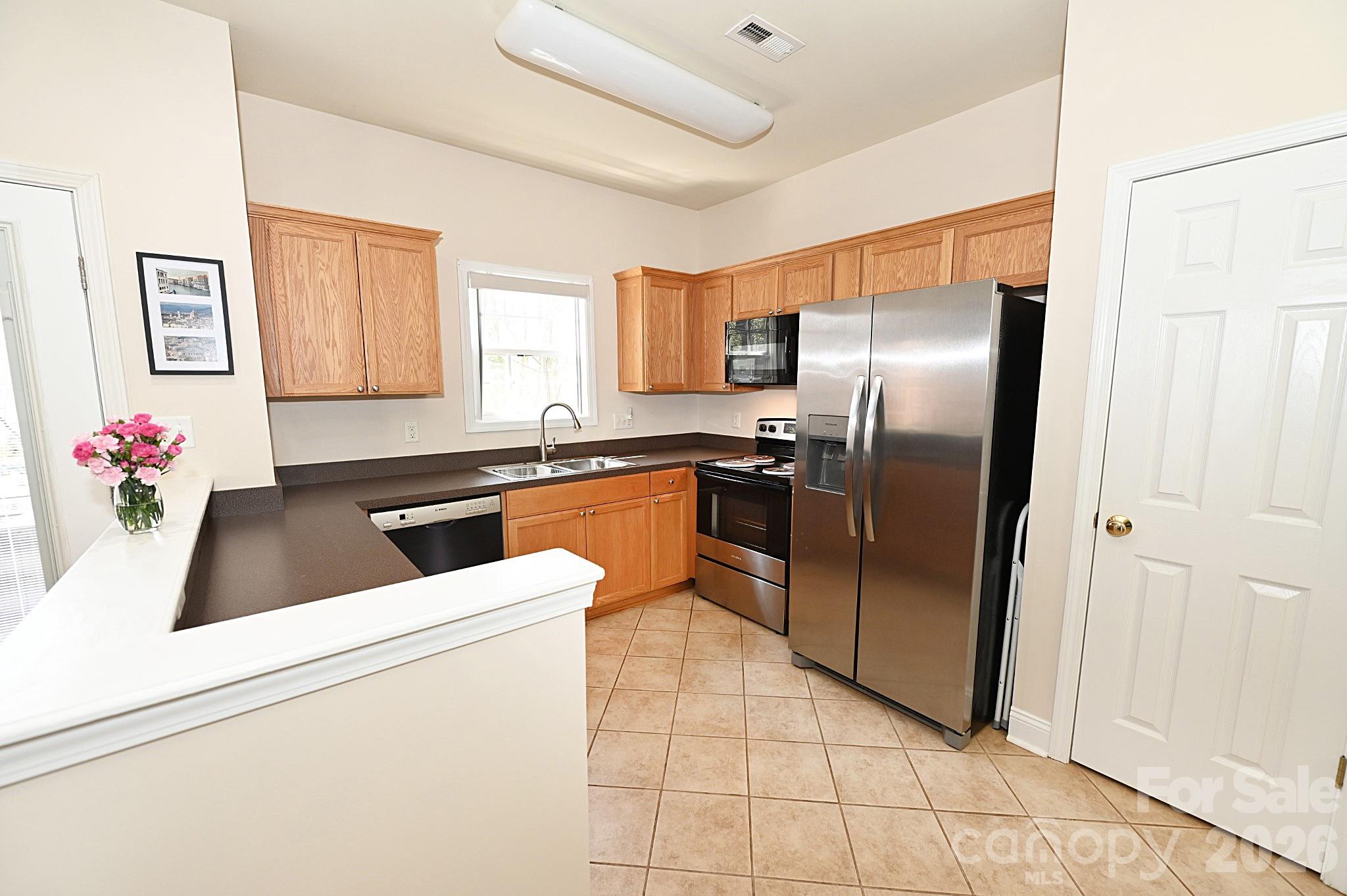 1360 21st Avenue Property Photo 7
