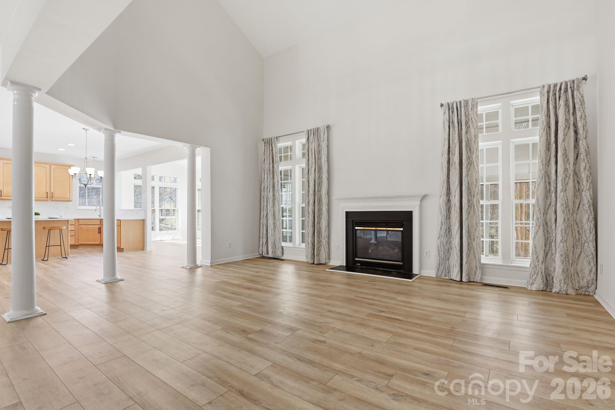 3909 Meadow Green Drive Property Photo 10