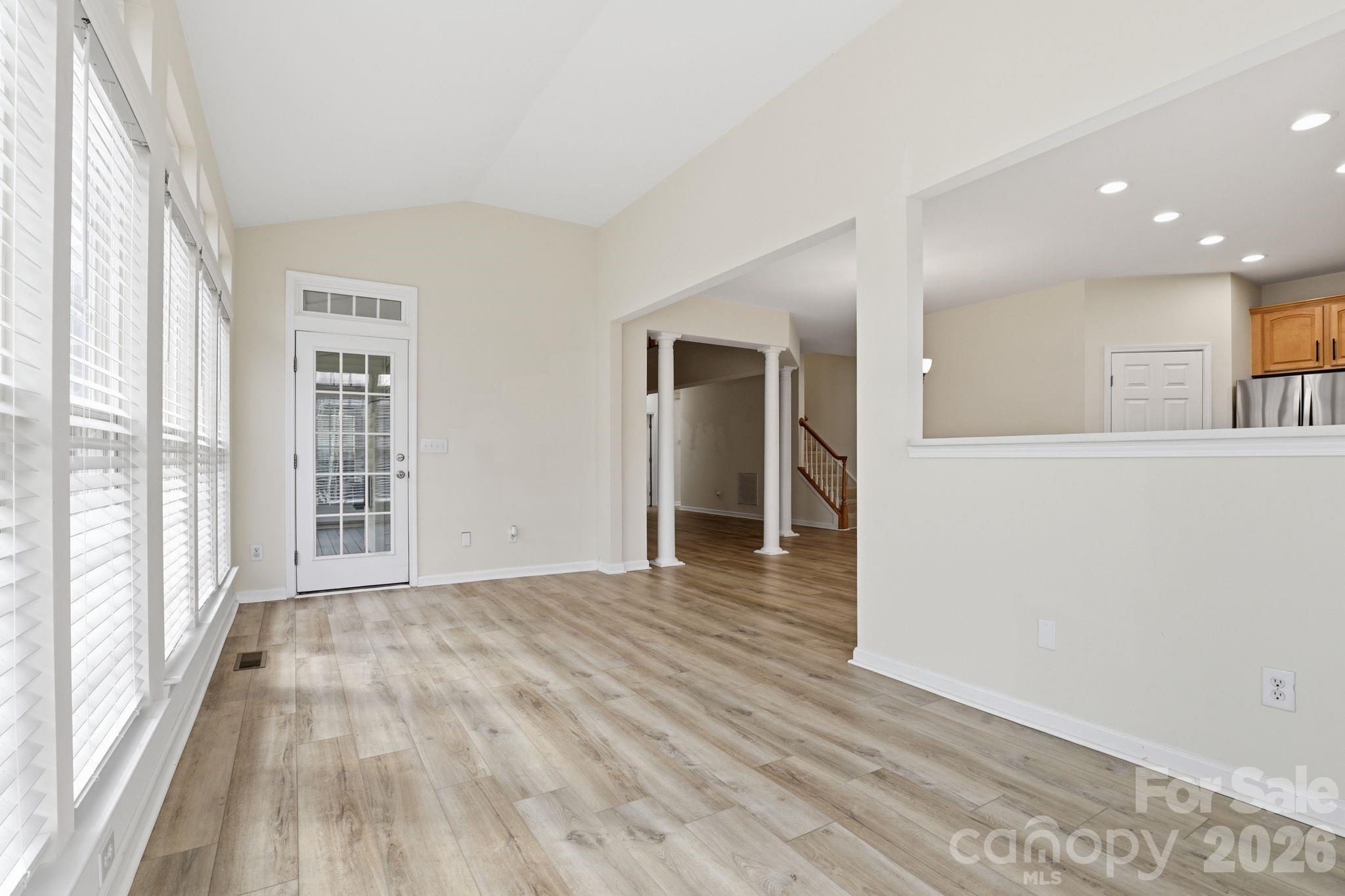 3909 Meadow Green Drive Property Photo 17