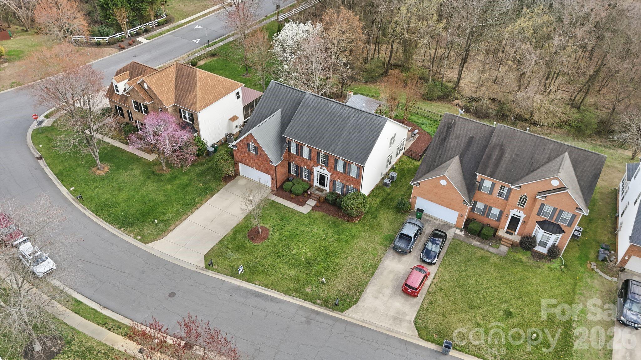 3909 Meadow Green Drive Property Photo 43