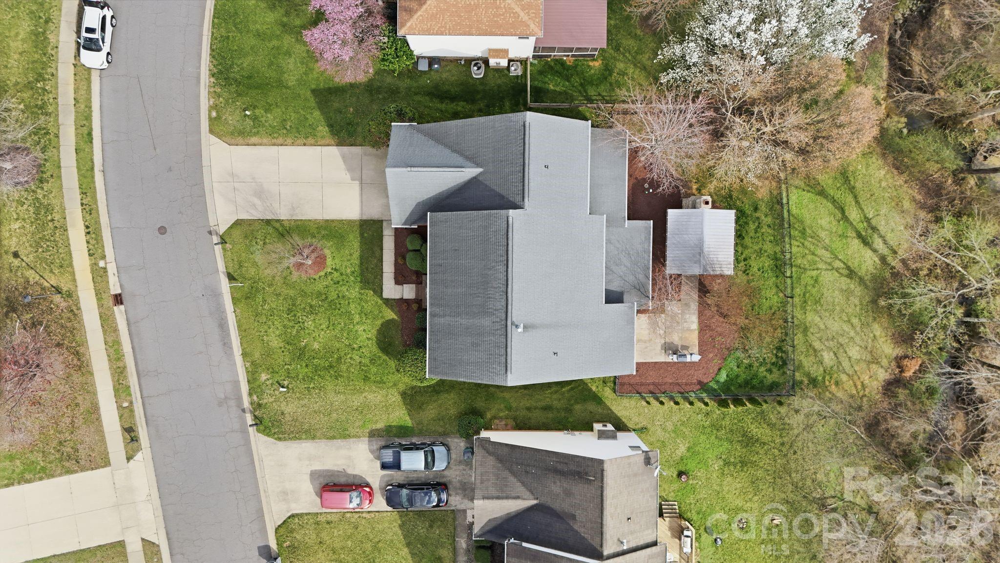 3909 Meadow Green Drive Property Photo 44