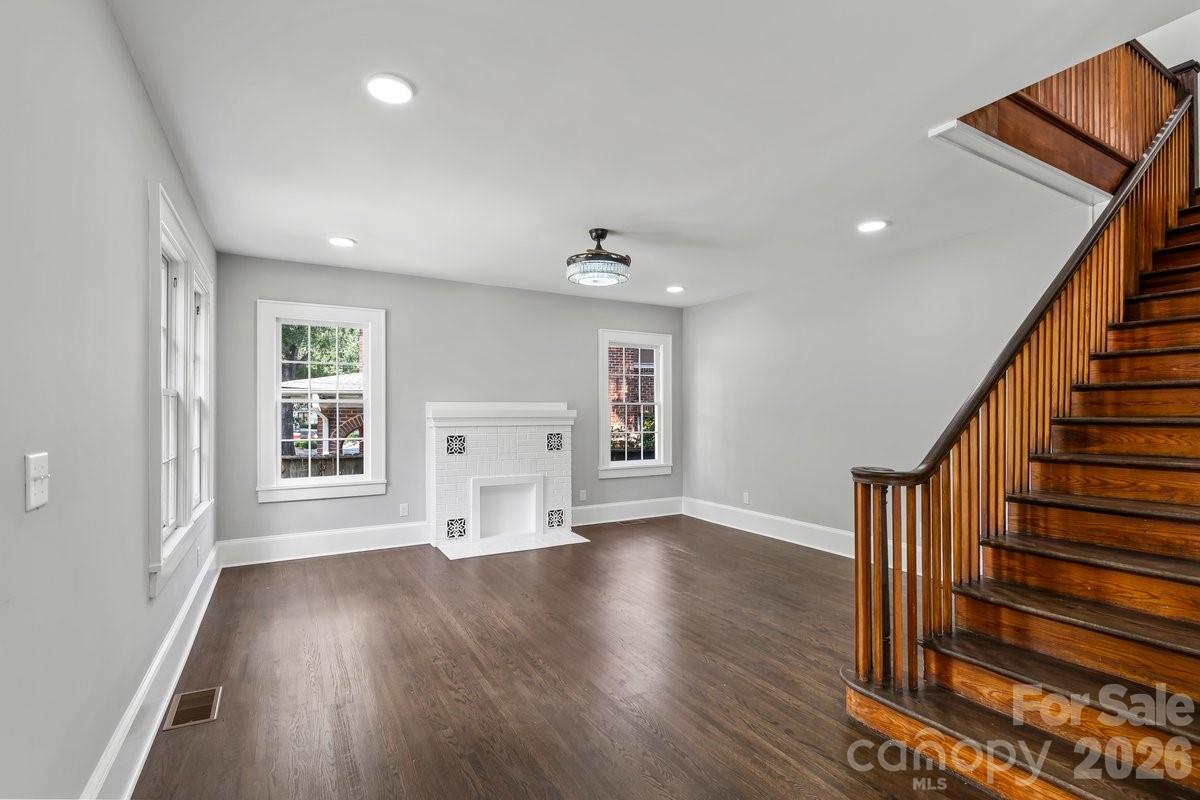 303 Lancaster Avenue Property Photo 4