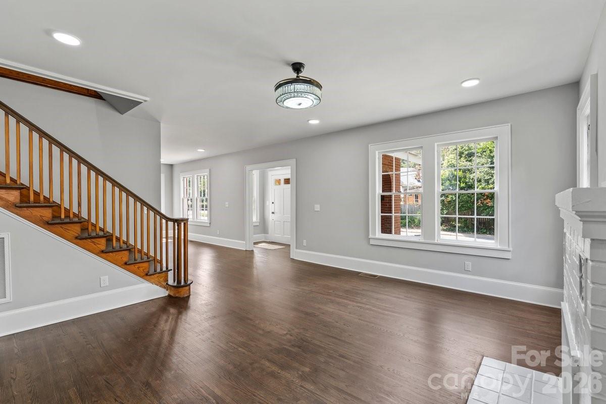 303 Lancaster Avenue Property Photo 6