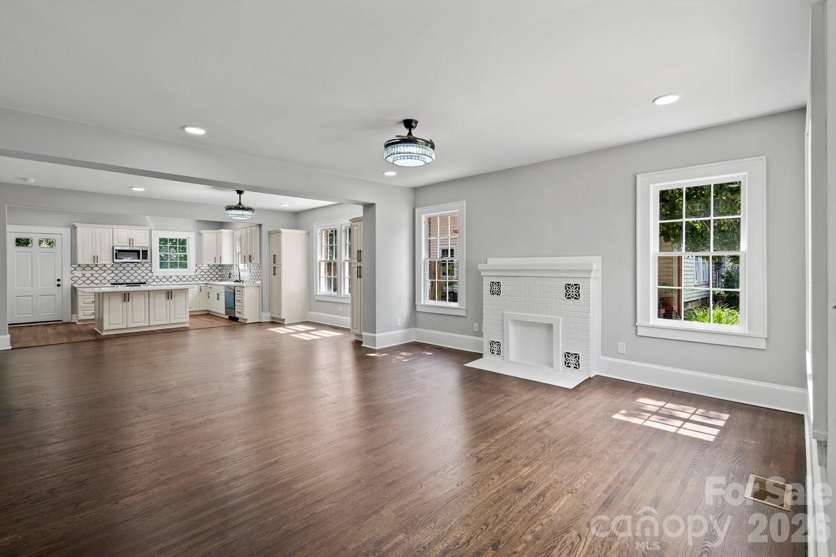 303 Lancaster Avenue Property Photo 7