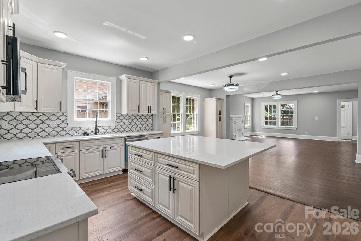 303 Lancaster Avenue Property Photo 12