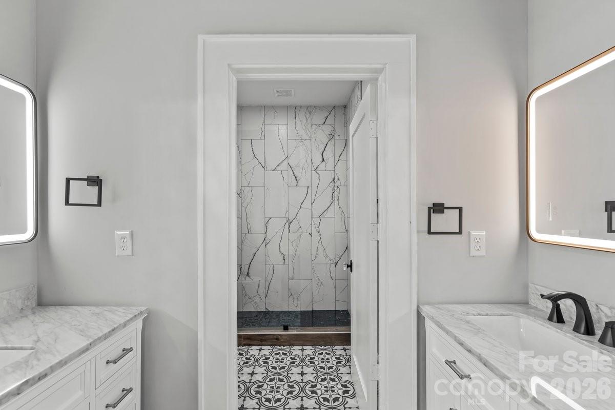 303 Lancaster Avenue Property Photo 19