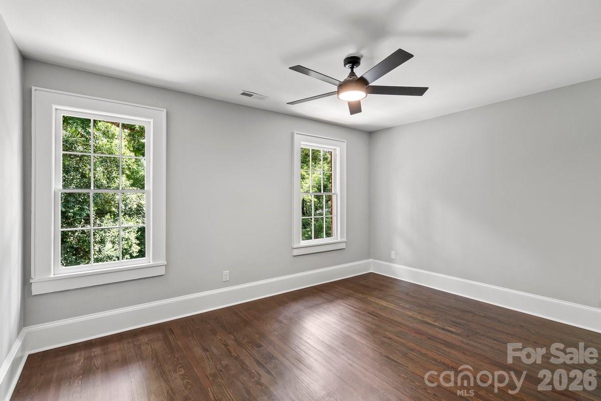 303 Lancaster Avenue Property Photo 21