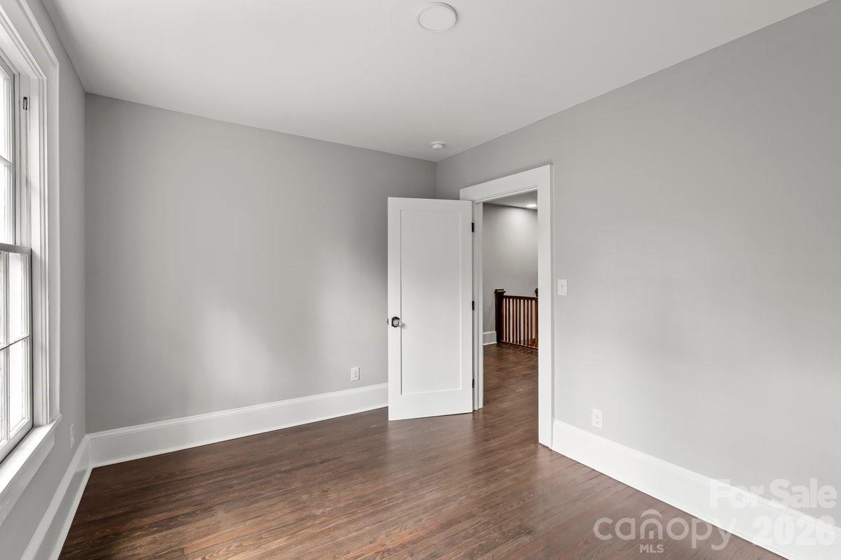 303 Lancaster Avenue Property Photo 33