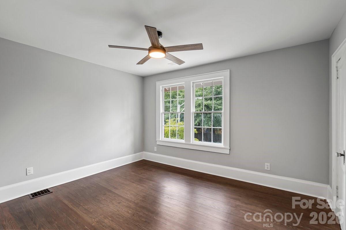 303 Lancaster Avenue Property Photo 35