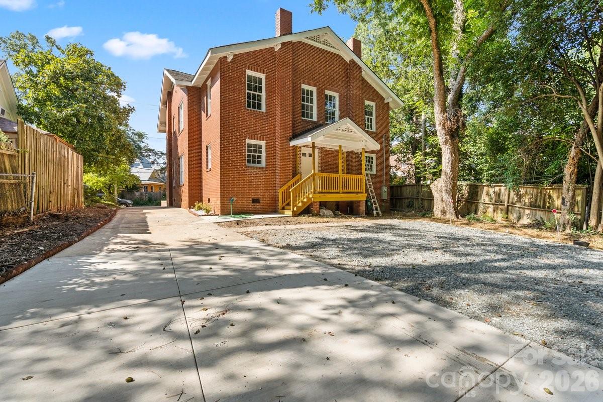 303 Lancaster Avenue Property Photo 37