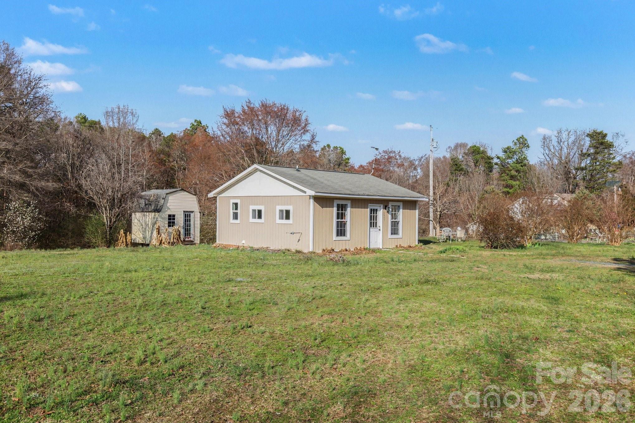 5647 Putuptoe Place Property Photo 15
